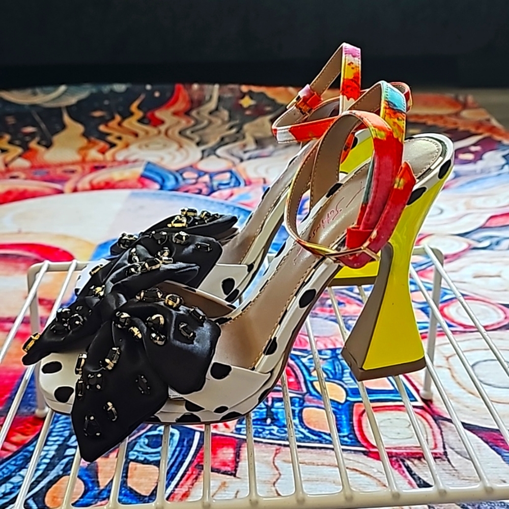 Multi print Betsy Johnson heels